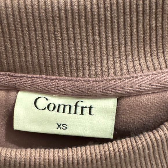 Comfrt Basic Crop Crew - Picture 7 of 9